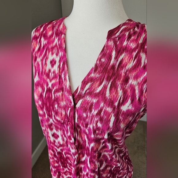 Pink Graphic Flowy Sleeveless Blouse, Teacher Outfit, NWT - Picture 8 of 10